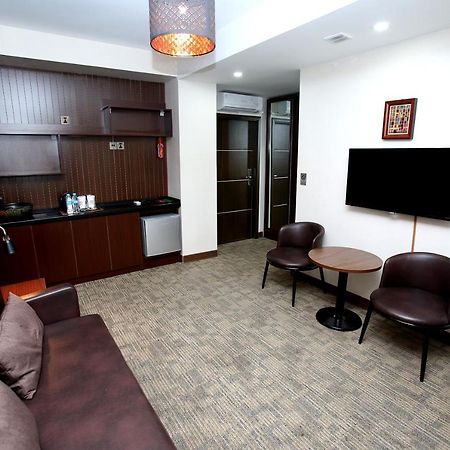 Ub Inn Hotel Ulaanbaatar Esterno foto