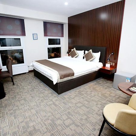 Ub Inn Hotel Ulaanbaatar Esterno foto