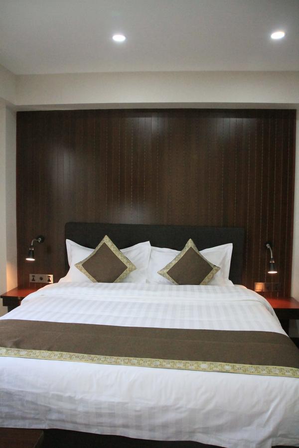 Ub Inn Hotel Ulaanbaatar Esterno foto